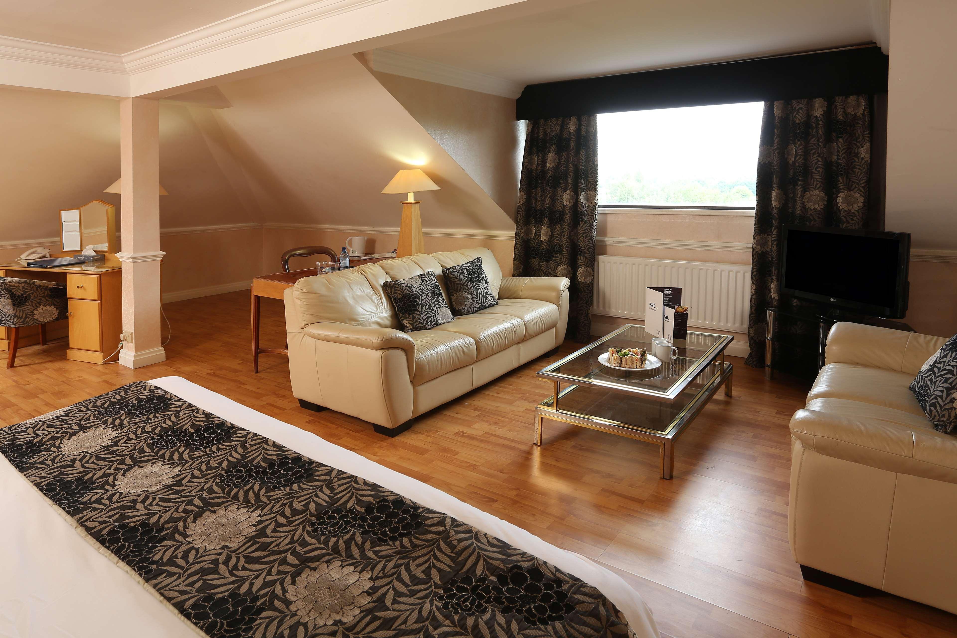 Holiday Inn - Manchester - Oldham By Ihg Failsworth Bagian luar foto
