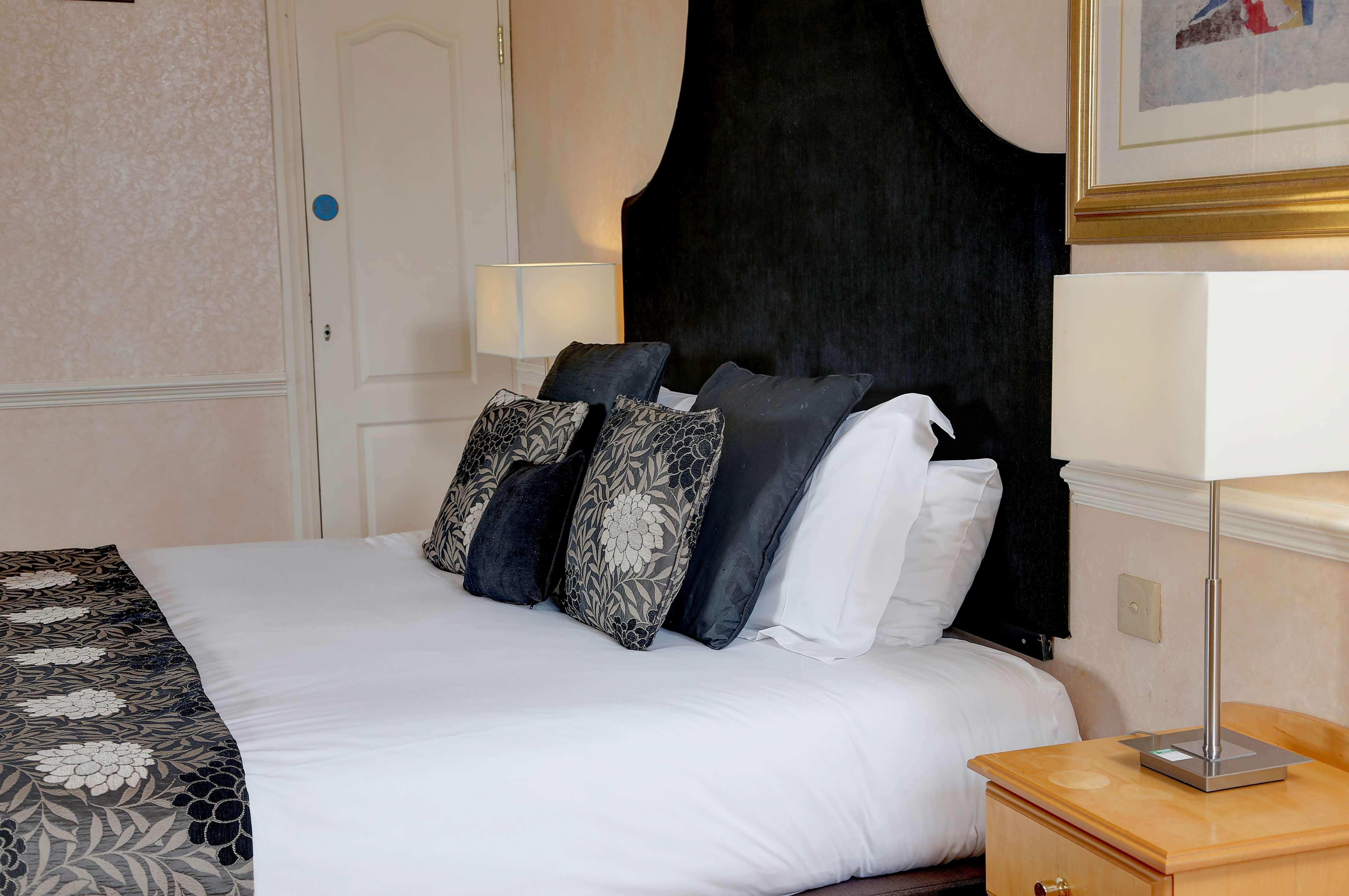 Holiday Inn - Manchester - Oldham By Ihg Failsworth Bagian luar foto